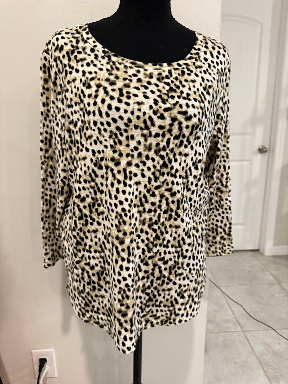 Tommy Bahama 100% Cotton Leopard-Print Long Sleeve Top in Cream and Black